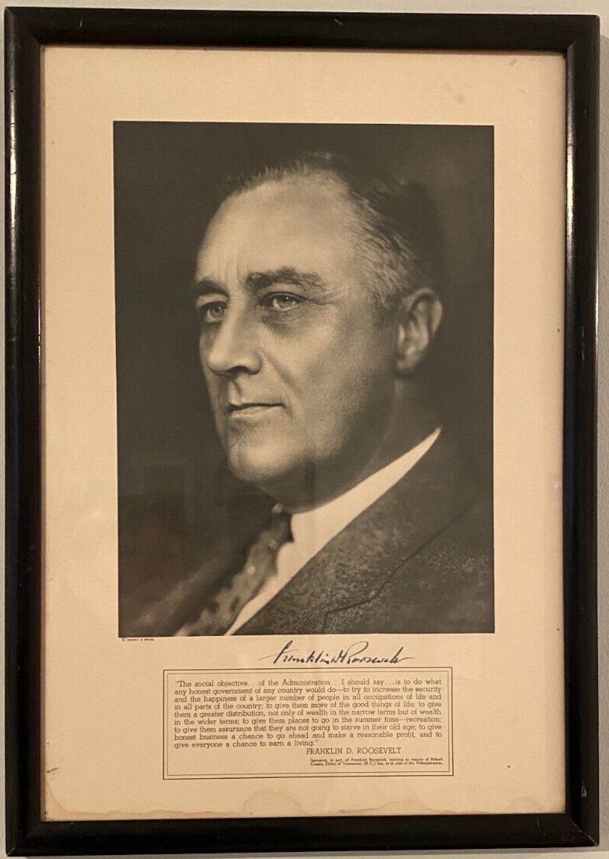 Authentic Franklin D. Roosevelt signed and autographed 1930s New Deal broadside poster featuring Harris and Ewing portrait.