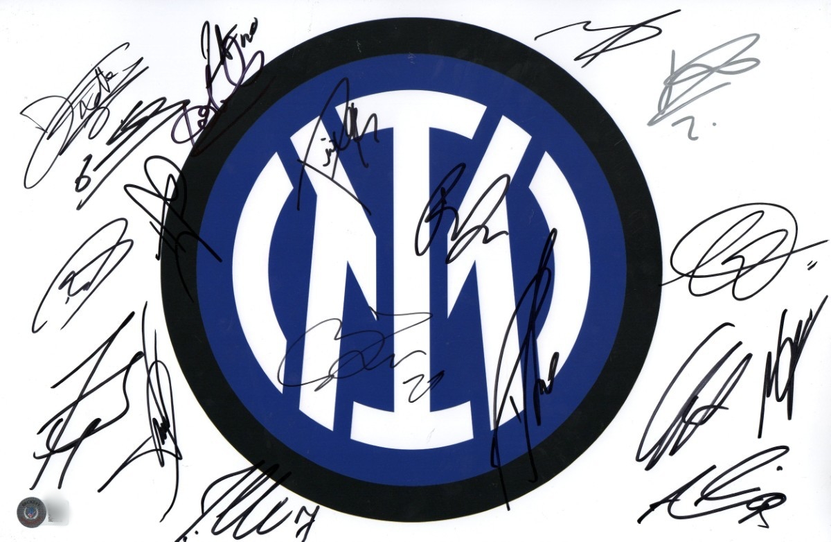 Authentic F.C. Inter Milan 2020-2026 era of dominance full squad signed and autographed official logo photograph verified by Beckett Authentication Services BAS.